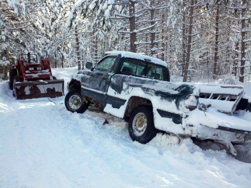stuck_truck_-_20110115