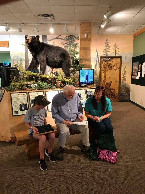 Lynn Rogers, Veronica and daughter Kate